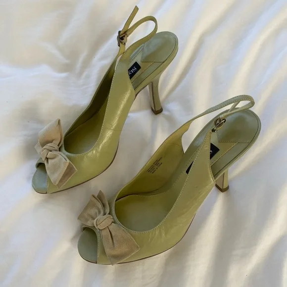 Style & Co. Light Green Slingback Heels with Bow - Picture 2 of 5